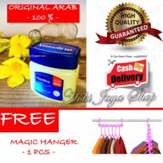 HOKI COD - Vaseline 60ml Petroleum Jelly Asli Murni 100{55e037da9a70d2f692182bf73e9ad7c46940d20c7297ef2687c837f7bdb7b002} Original Arab - 1 Pcs + Gratis Magic Hanger Gantungan Baju Multi Guna - 1 Pcs