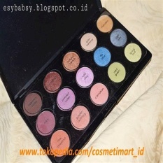 INEZ EYESHADOW PALLETTE NATURAL 15 WARNA