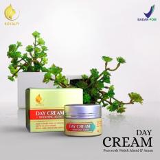 Pemutih Wajah Mengatasi Flek Hitam Di Wajah dan Mencerahkan Wajah Yang Bagus Dan Aman Bpom Royalty Cosmetic Day Cream Tanpa Mercury