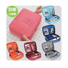 Tas Kosmetik / Cosmetic Organizer Pouch / Monopoly Travel