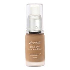 Wardah Exclusive Liquid Foundation 03 Sandy Beige