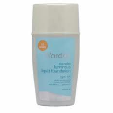Wardah Everyday Luminous Liquid Foundation - 02 Light Beige - 40ml