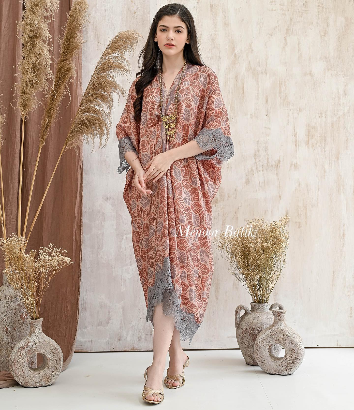 Kebaya kaftan 2025