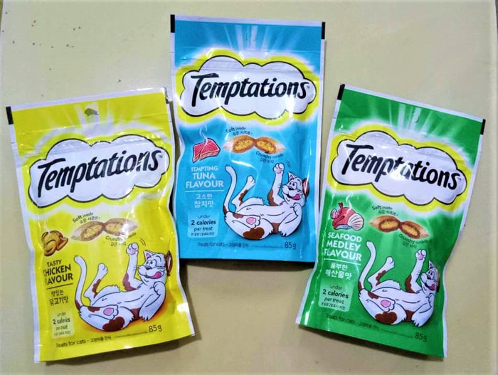temptations snack kucing