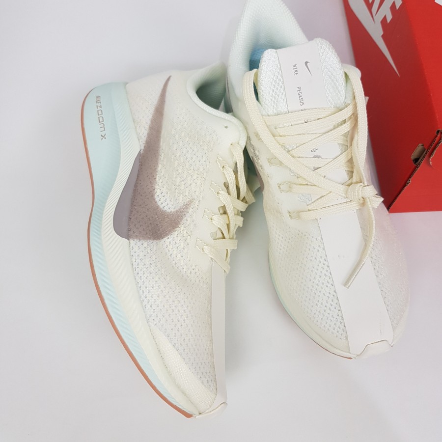 nike pegasus turbo womens