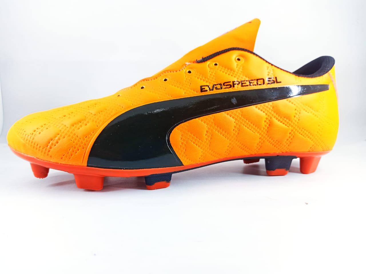 SEPATU SEPAK BOLA PM4 DEWASA KEREN HARGA PROMO KUALITAS DI JAMIN ( BISA BAYAR DITEMPAT ) JULLY SALE