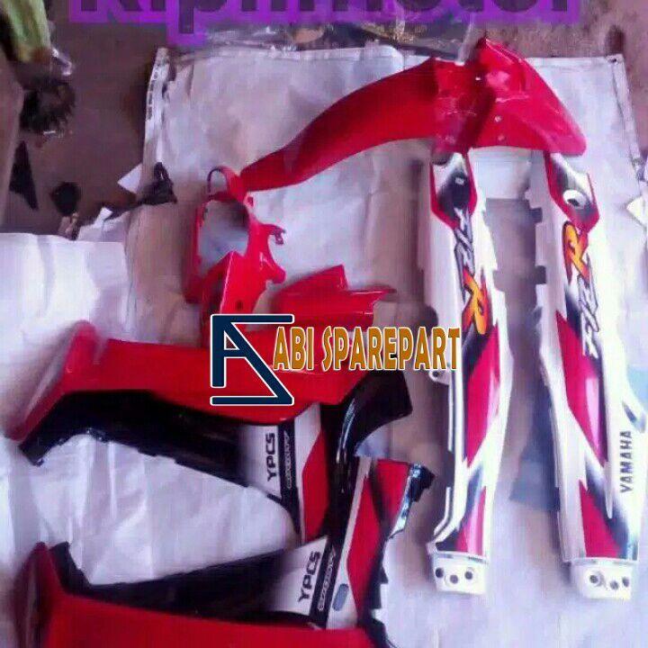 Full Body Halus Yamaha Fiz R Warna Merah Putih Plus Stiker Lazada Indonesia