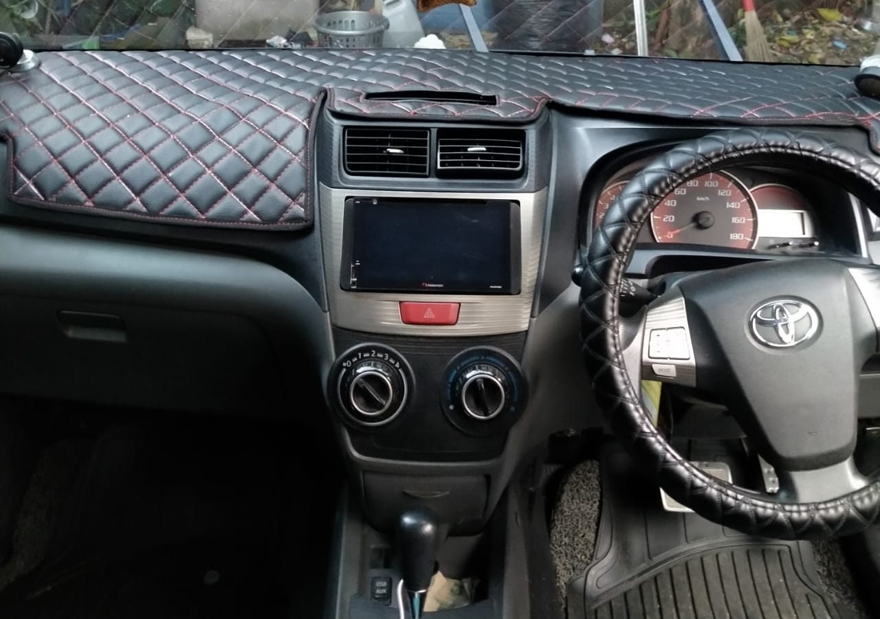 Dashboard Kulit Motif Wajik List Benang Merah Khusus Toyota All New Avanza Lazada Indonesia