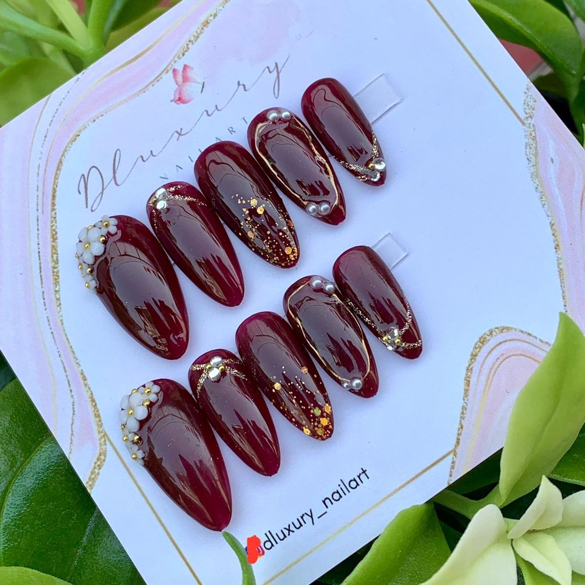 Maroon Elegance: Stiletto & Coffin Nail Art