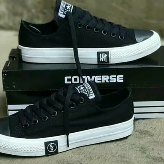 promo Sepatu Converse010 petir  High Black White  / Sepatu Sneaker Kasual Pria /wanita terbaru