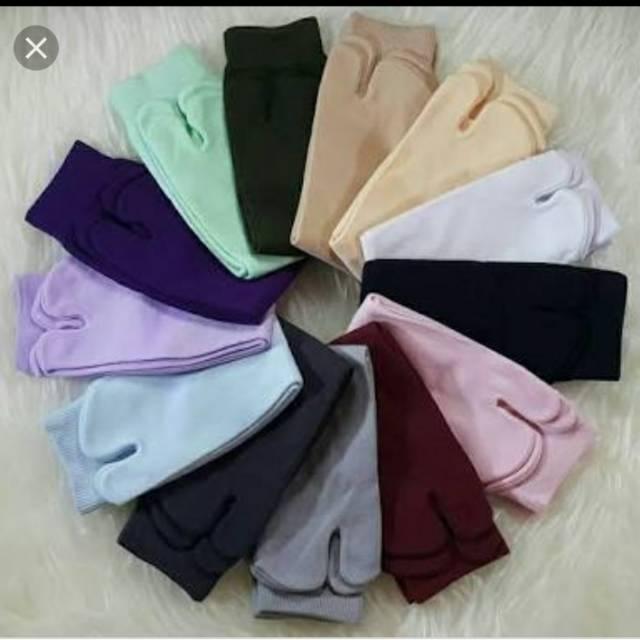 Kaos Kaki Jempol Muslimah