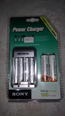 Paket Baterai Cas Charge Sony 4600 Mah AA + Charger Sony