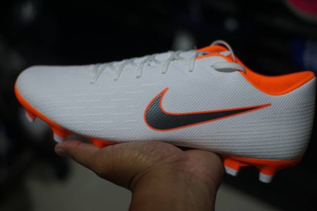 Jual Nike Mercurial Hypervenom Original Terbaru | Lazada.co.id