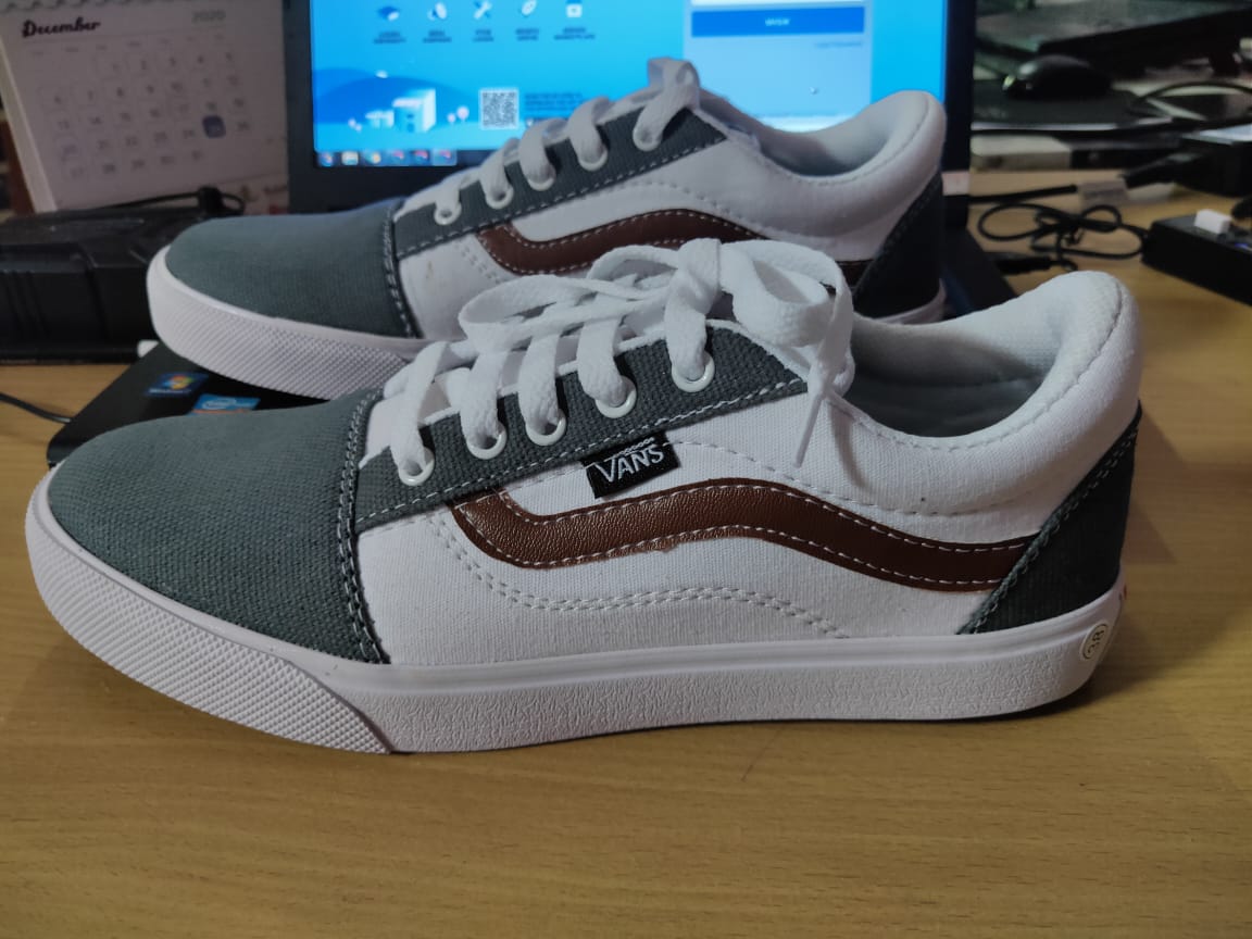 vans av3