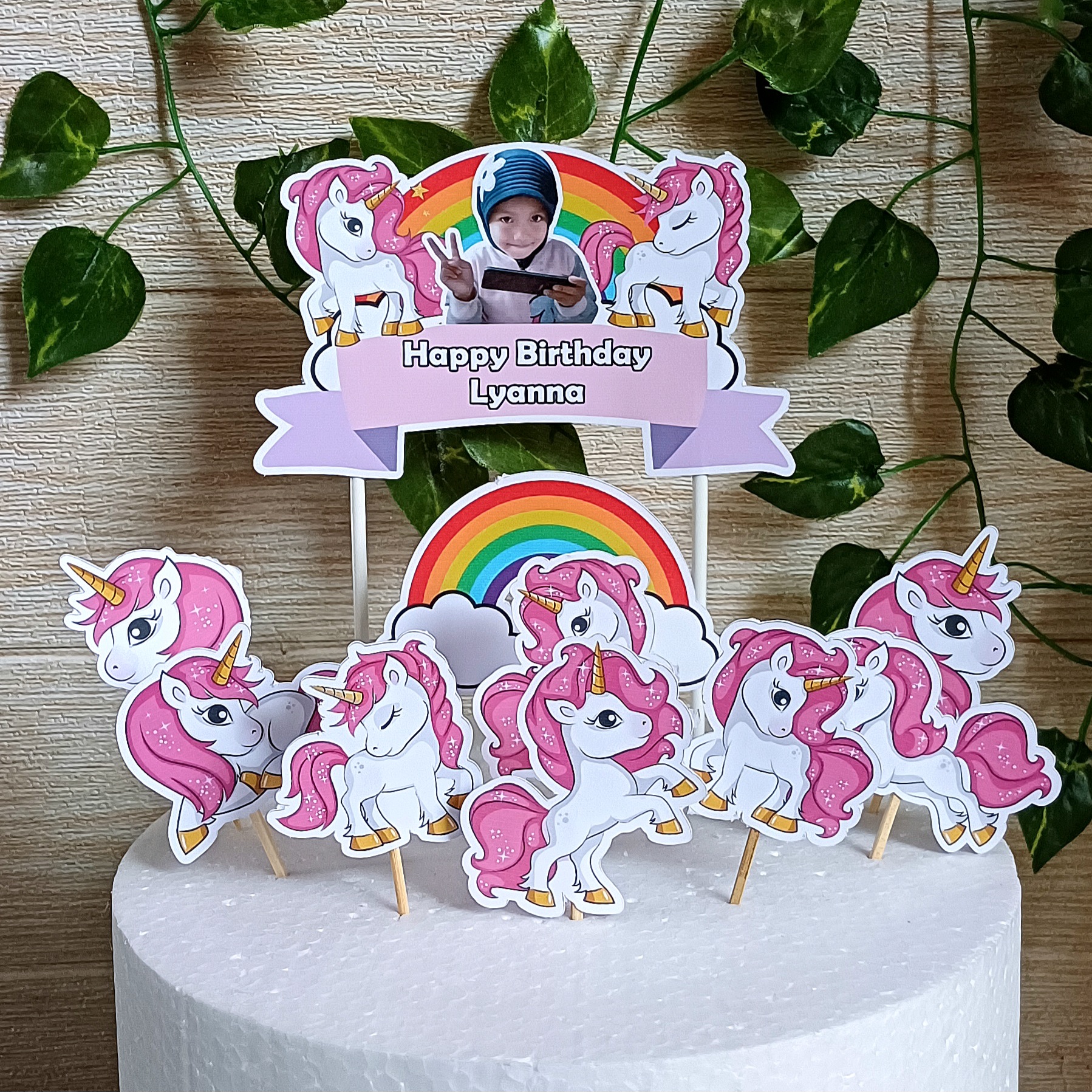 Topper Cake Unicorn (Custom Foto) untuk Dekorasi / Hiasan Kue Ulangtahun /  Ultah Anak Karakter