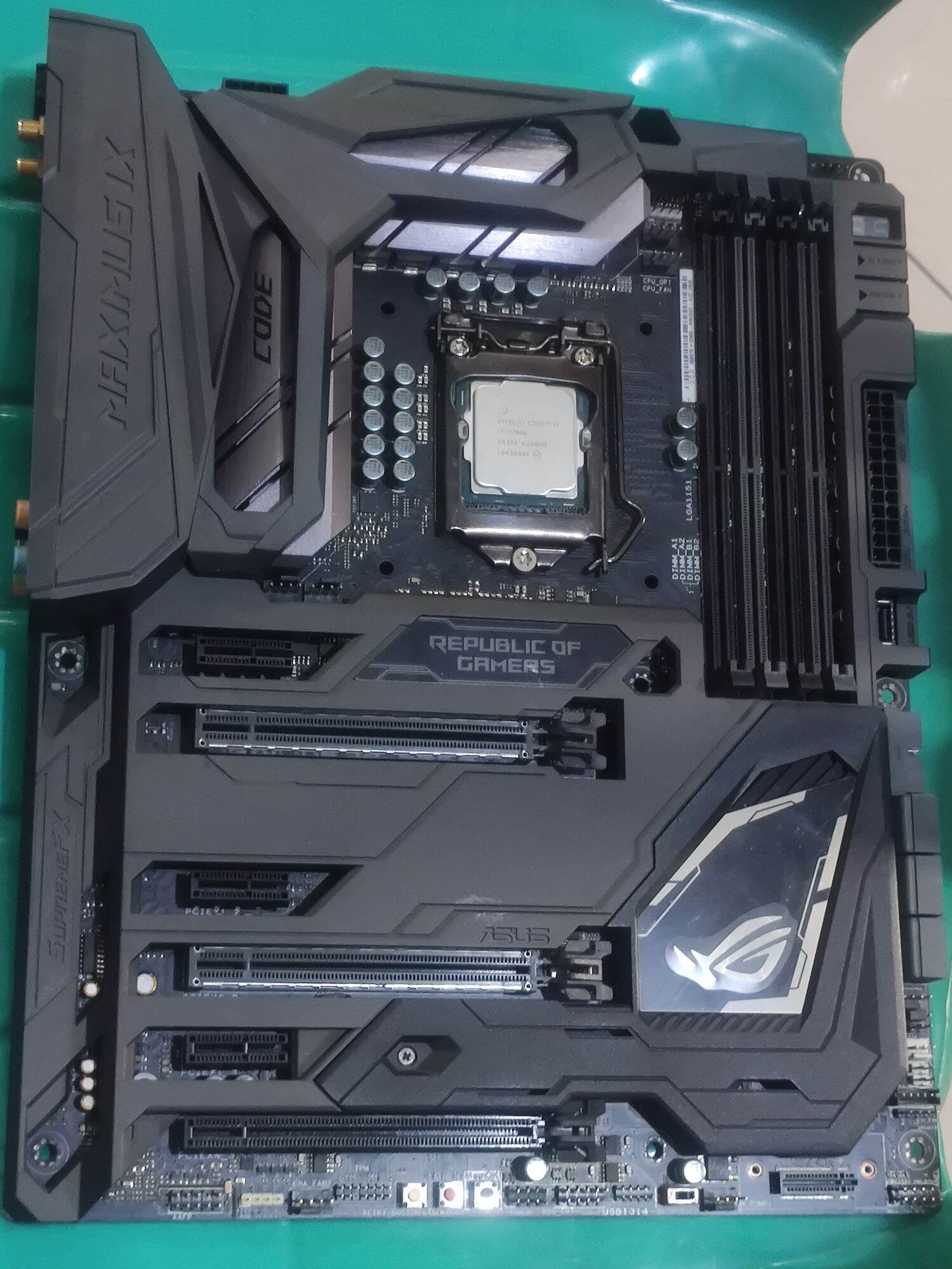motherboard asus rog maximus ix code z270 cpu intel core i7 7700k