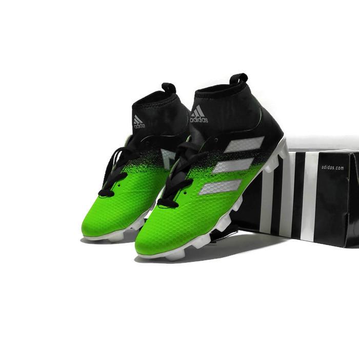 Sepatu Sepakbola anak boots terlaris termanis murah berkualitas baik keren