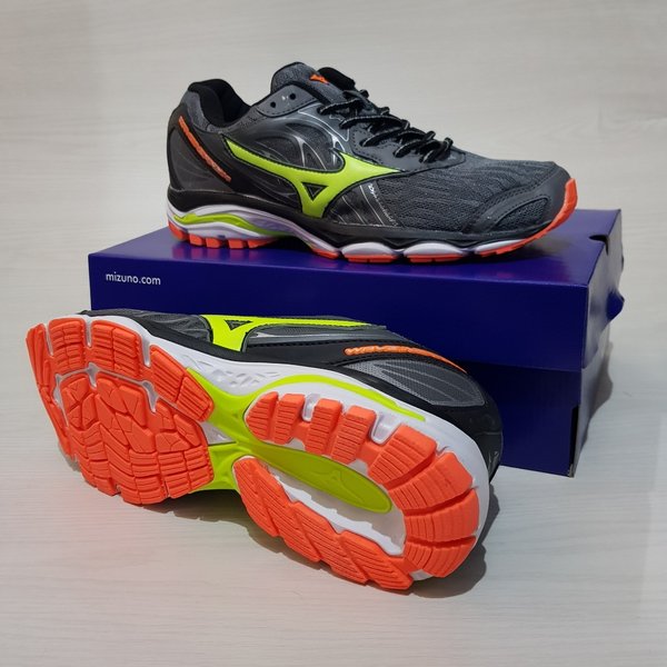 mizuno men's wave inspire 14