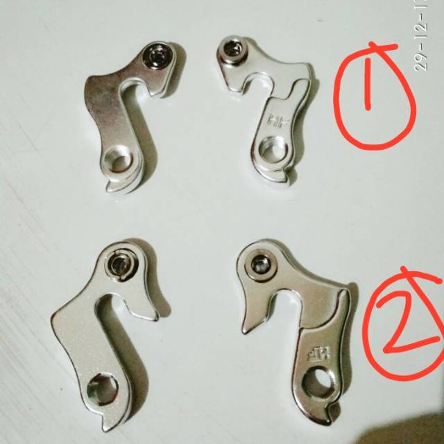 Hanger Rd Sepeda United Dan Pacific Anting Anting Rd Sepeda United Dan Pacific Lazada Indonesia