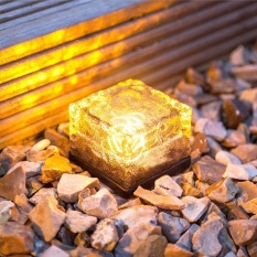 Solar Power LED Warna Mengubah Ice Cube Crystal Kaca Bata Luar Lampu Hot-Intl