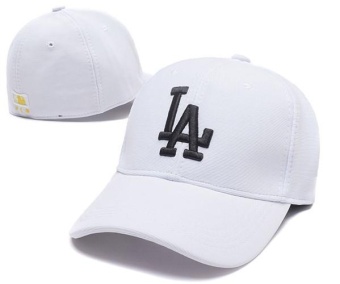 Beli sekarang Sport Unisex Fashion Bisbol Topi Sneakers Kilas Balik MLB Pria Wanita Los Angeles Dodgers Bordir Kasual (Putih)-Intl terbaik murah - Hanya ...