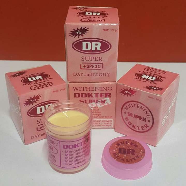 Dr pinker. Медсестра в розовом халате. Медики в розовом. Dr pinker. Dr pinker.