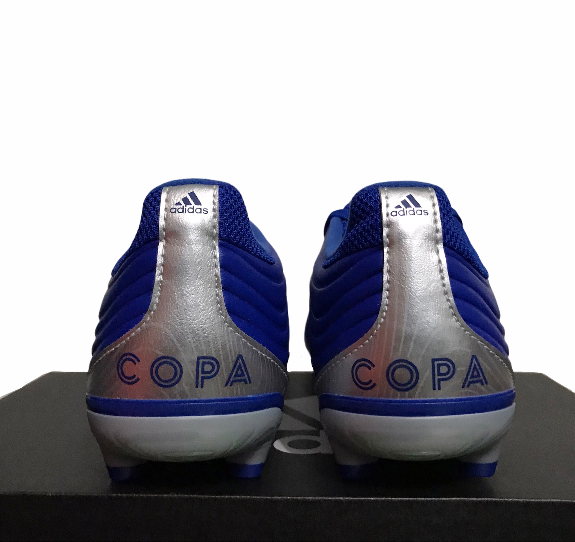 Sepatu Bola Adidas Copa 20.3 FG EH1500 