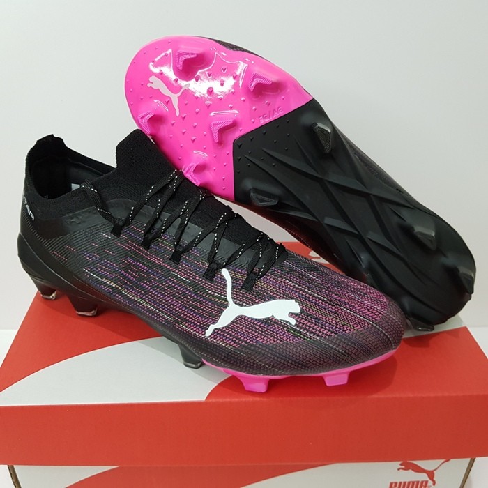 pink black puma