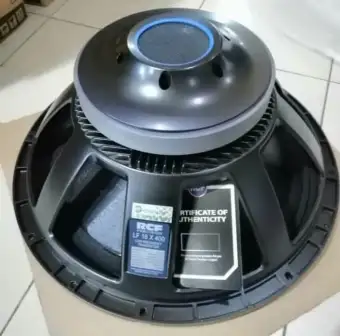 karakter speaker rcf p400