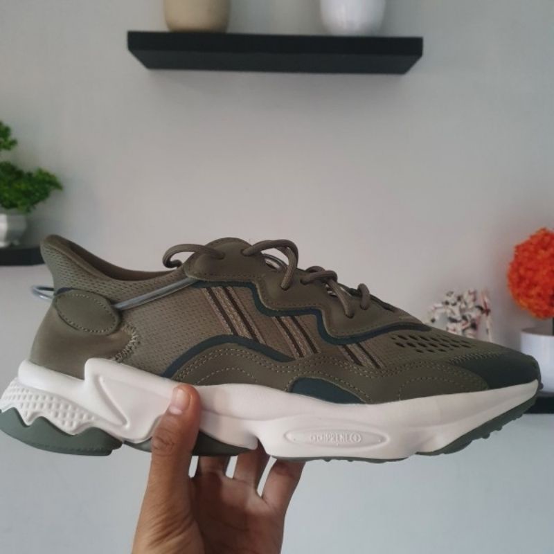 adidas ozweego legacy green