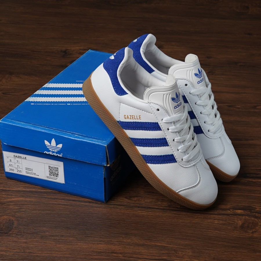 adidas gazelle vintage light blue