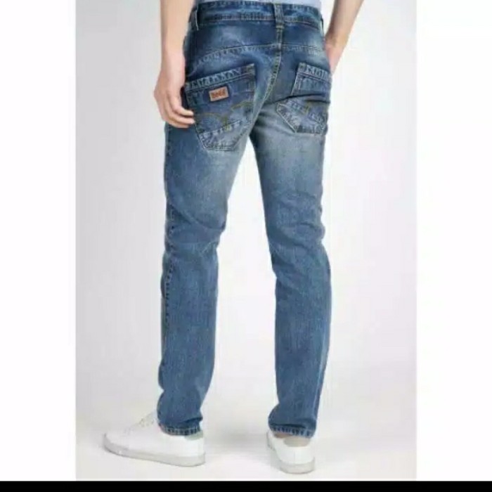 Bisa COD celana lois jeans pria 