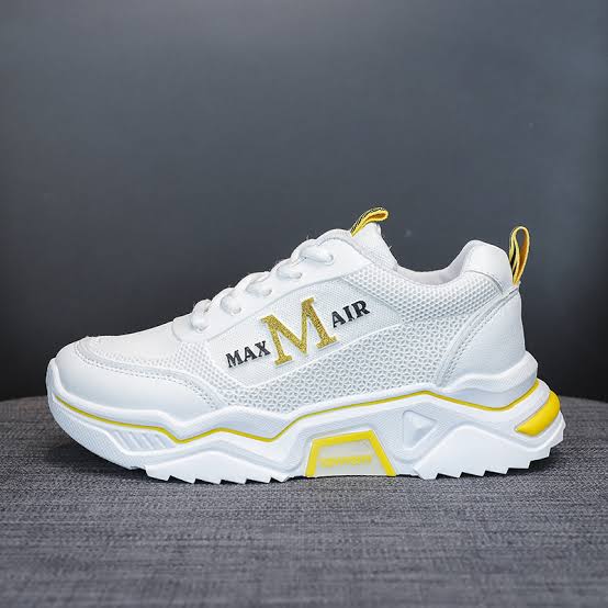 sepatu max m air