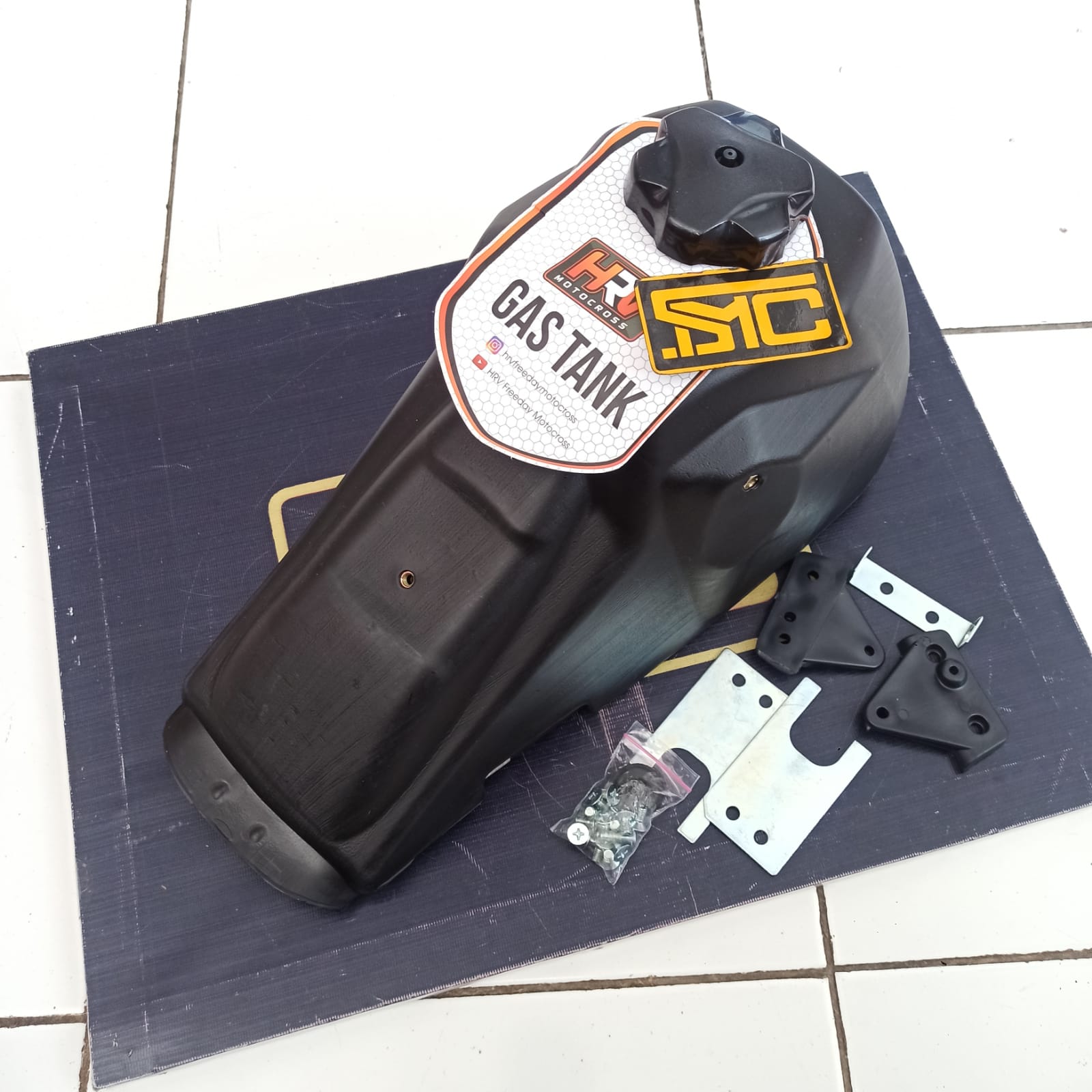 Tangki Bensin / Fuel Tank HRV Custom Honda CRF 150 FI Injeksi Hitam