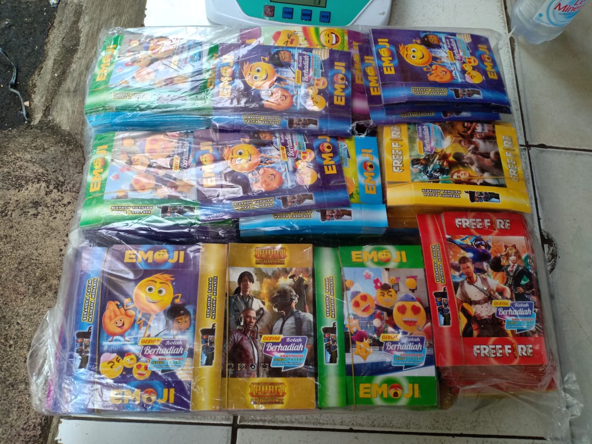 Kotak Kado Karakter Tanggung Isi 1000 Pcs Masih Kosong Mainan Kado Berhadiah Lazada Indonesia