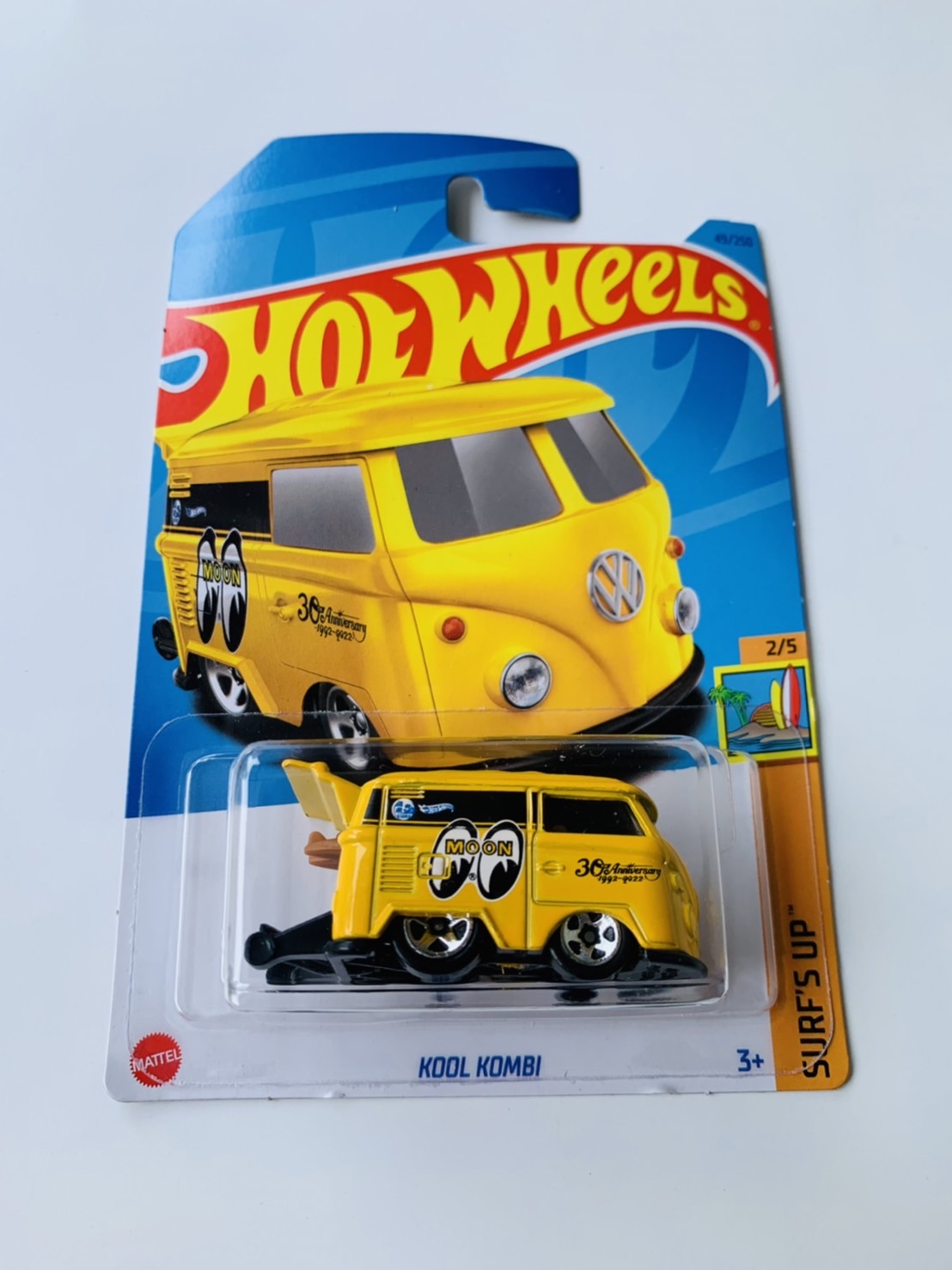 Hotwheels Hot Wheels Kool Kombi Mooneyes Kuning Surfs Up Lot C 2023 Skala 1 64 Muscle Mania 5511