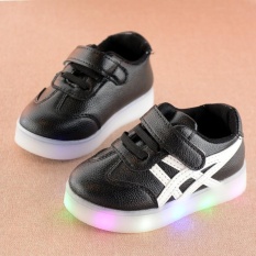 Awal Musim Gugur Baru Ayat Sports GIRL Sepatu Boy Casual Sepatu LED Berkedip Lampu Piring Sepatu Sepatu Putih Kecil Tahan Air PU Sepatu EU21-EU30 (Hitam) -Intl