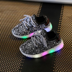 2017 New Child Casual Shoes Male Female Child Luminous Sport Shoes Single LED Light Sneakers (EU SIZE 21-30/Black) - intl