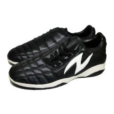 Amazaki Gigas Black White - Sepatu Futsal Bahan Kulit