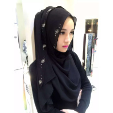 Aooluo 2016 Summer New Fashion Women's Muslim Jilbab Yang Gelap Pearl Chiffon Jilbab (Hitam)-Intl