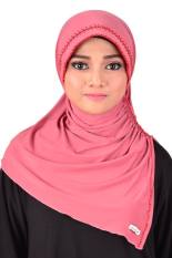 Atteenahijab Amanda Raniah - Marun