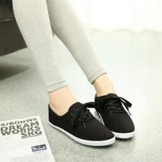Musim Gugur Fashion Wanita dan Gadis Sepatu Kanvas Sepatu Pantofel Datar Klasik Slip-ons Aksen And Berenda Hitam