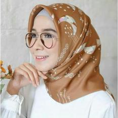 El Hijab Jilbab Segi Empat Maxmara Premium Bulan Bintang - Kerudung Jilbab Segi Empat Fashion Muslim Hijab Jilbab Segiempat Syari Khimar Motif Pashmina Motif Bulan Bintang Hijab Modern Hijab Kekinian Hijab Daily Selebgram Hijab Pesta