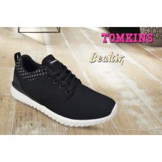 Beatriz Tomkins cewe sosialita