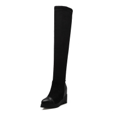 Berat itu meningkat dalam sepatu yg tingginya di atas lutut boots wanita (Hitam)