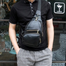 Best Tas Retro Fashion Impor Cowo Korean Style Slempang Kulit Gadget Bag - Hitam