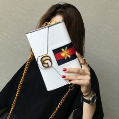 【Big discount】 Revive old customs thick chain envelope Ladies' single shoulder bag Retro style (WHITE) - intl