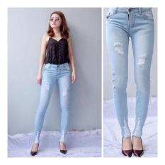 BNTG-Celana Jeans Ripped Cewek Motif Sobek.