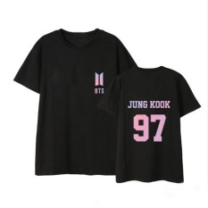 BTS Bangtan Anak Laki-laki Penggemar JUNGKOOK Album Kemeja Baru Modis Warna Percetakan Longgar Kaus T-shirt Kaus Lengan Pendek Atasan DX555 (Hitam) -Internasional