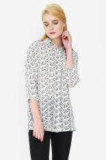 Cardinal Femme Men Clothing Shirts Casual Shirts Pria Pakaian Kemeja Kasual Shirts White putih Diskon discount murah bazaar baju celana fashion brand branded